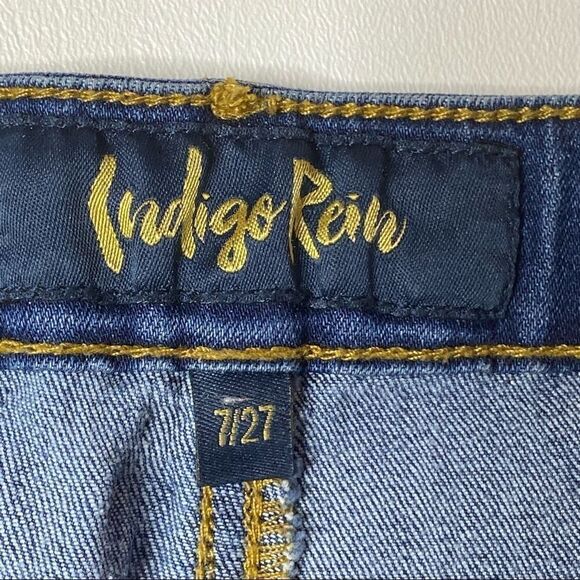 Indigo Rein | Factory Distressed High Rise Skinny Jeans - Picture 5 of 6